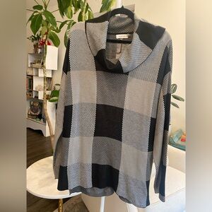 Excellent condition! Calvin Klein sweater, size large